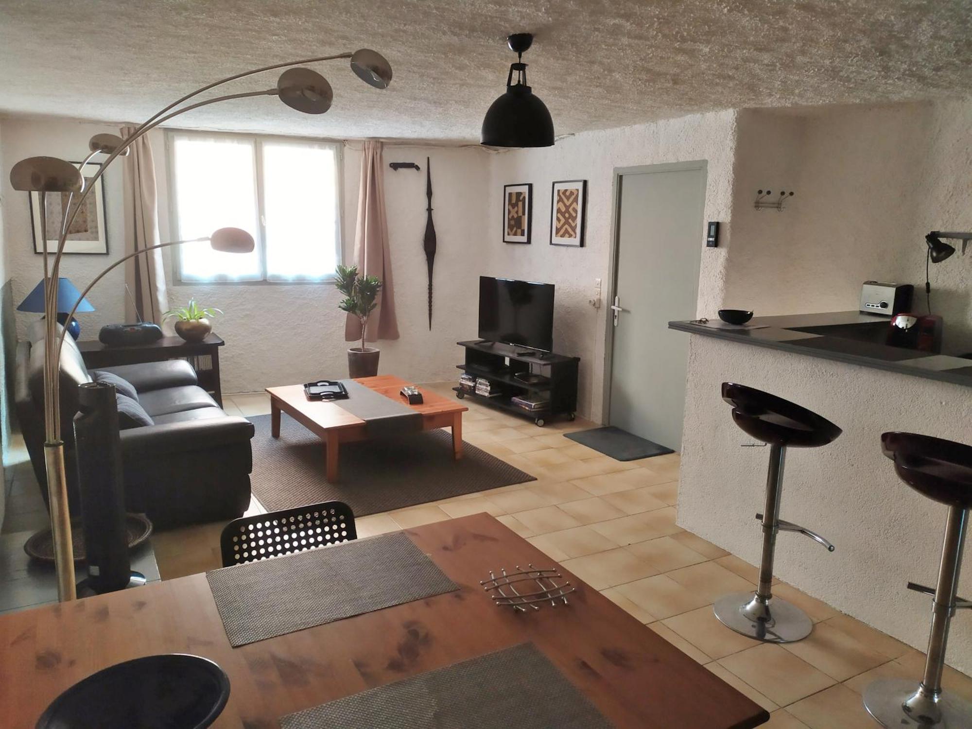 Appartement 55 M2 Proche Commerces Et Parking Rivesaltes Buitenkant foto